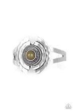 Load image into Gallery viewer, Incredibly Indie Green Paparazzi