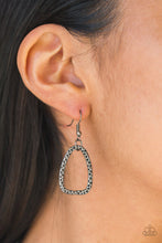 Load image into Gallery viewer, Metro Nouveau Black Paparazzi