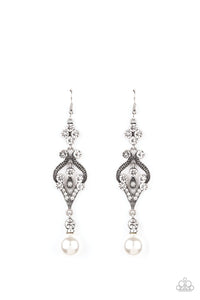 Elegantly Extravagant White Paparazzi