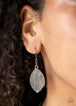 Load image into Gallery viewer, Garden Gatherer Brass Paparazzi