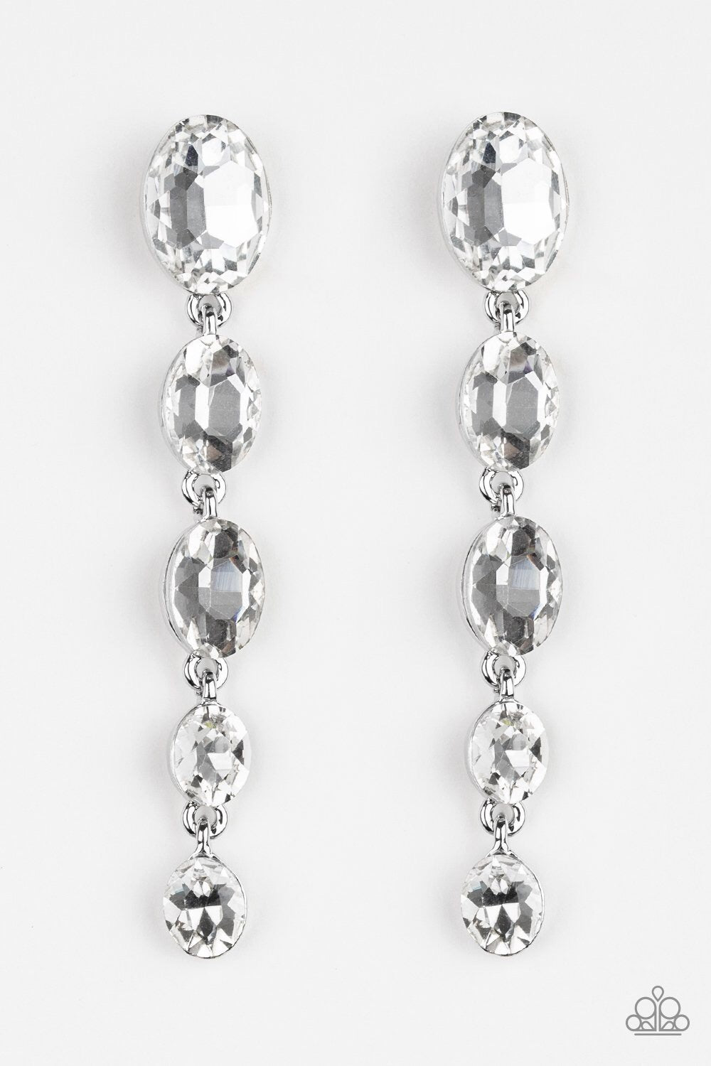 Red Carpet Radiance - Silver - My Glam Fix Boutique